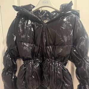 ALO Yoga Shiny Black Puffer Jacket